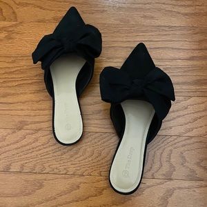 Women’s Bow Mule Shoes